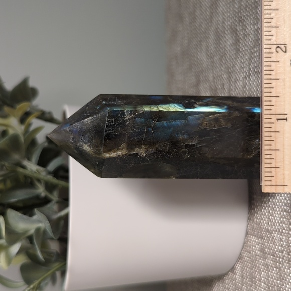 Labradorite Tower - Picture 5 of 8